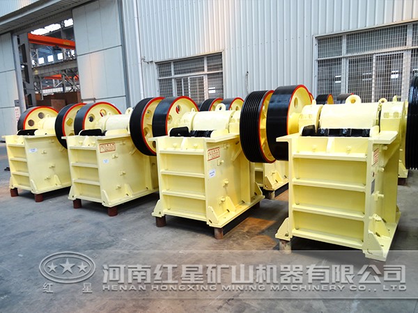 時產(chǎn)1400噸顎式碎石機廠家 時產(chǎn)1400噸顎式碎石機廠家