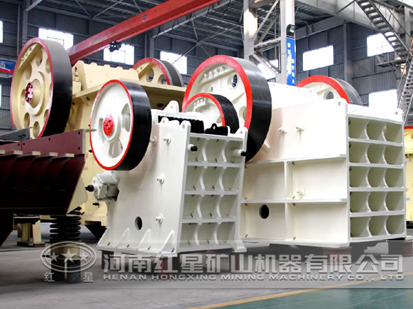 青石顎式破碎機 青石顎式破碎機