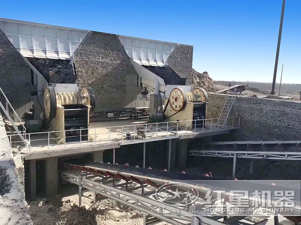 顎式粉碎機客戶現(xiàn)場 顎式粉碎機客戶現(xiàn)場