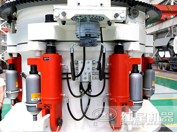 圓錐破碎機(jī) 圓錐破碎機(jī)