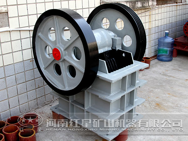 顎式破碎機 顎式破碎機