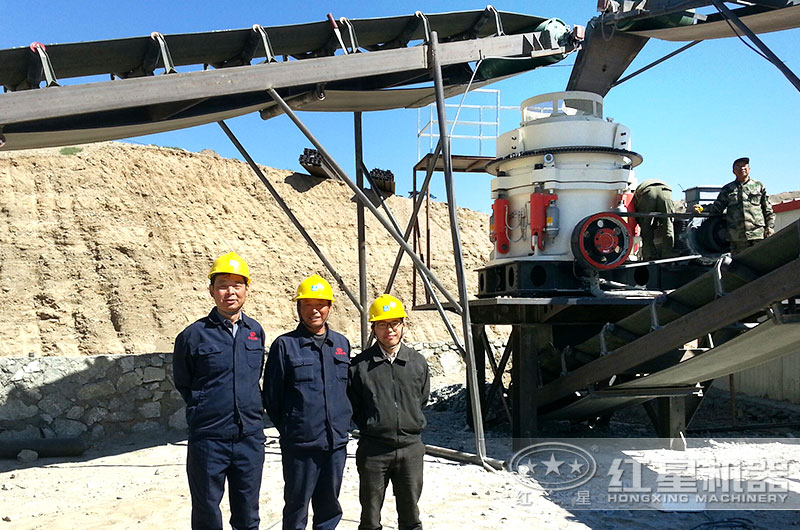 多缸液壓圓錐破客戶(hù)現(xiàn)場(chǎng) 多缸液壓圓錐破客戶(hù)現(xiàn)場(chǎng)