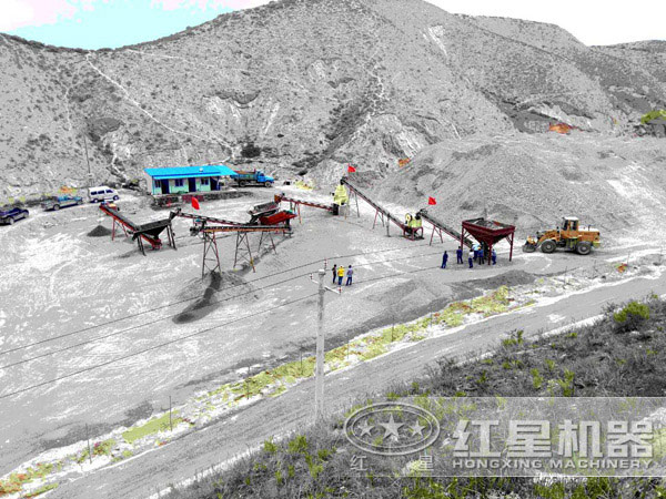 大型環保沖擊式制砂機作業現場 大型環保沖擊式制砂機作業現場