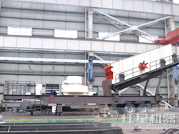 配置制砂機(jī)的車(chē)載移動(dòng)粉碎機(jī) 配置制砂機(jī)的車(chē)載移動(dòng)粉碎機(jī)