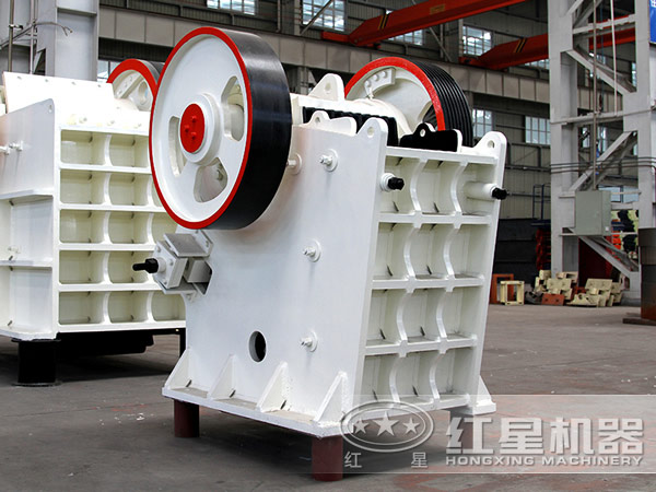 鄂式破碎機 鄂式破碎機