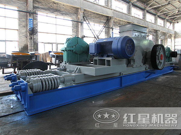 紅星水泥熟料雙輥破碎機(jī) 紅星水泥熟料雙輥破碎機(jī)