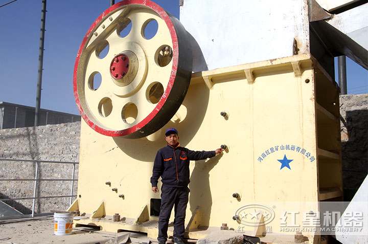顎式破碎機 顎式破碎機