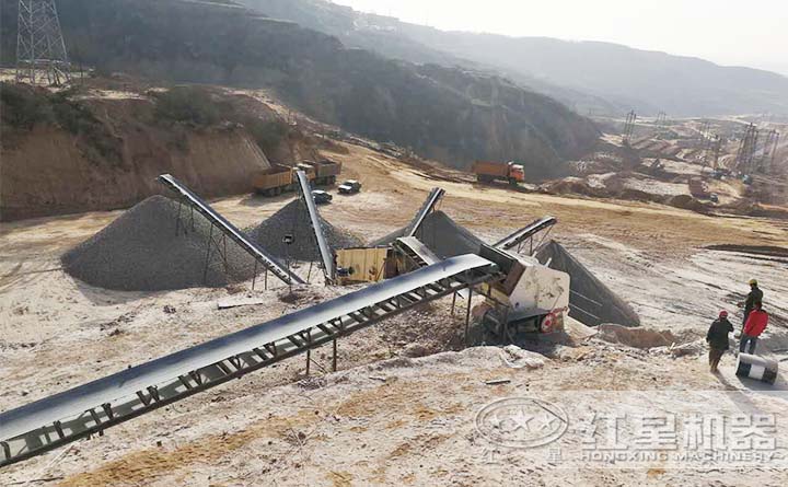 小型反擊碎石機(jī)客戶現(xiàn)場 小型反擊碎石機(jī)客戶現(xiàn)場