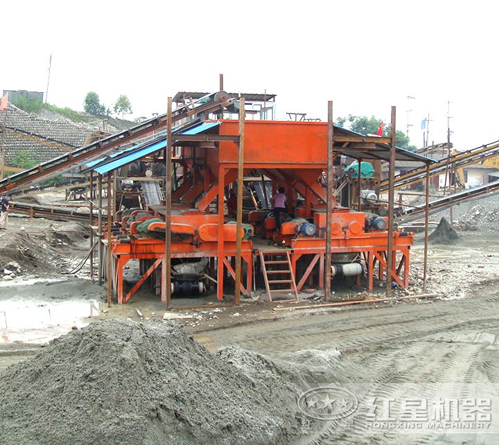 對輥破現(xiàn)場及成品 對輥破現(xiàn)場及成品