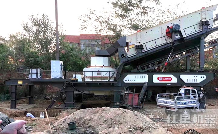 移動式新型制砂生產(chǎn)線適合場地不固定的客戶使用 移動式新型制砂生產(chǎn)線適合場地不固定的客戶使用