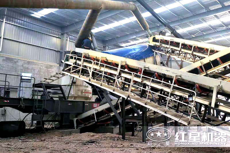 濟源客戶移動型石子廠設備現場 濟源客戶移動型石子廠設備現場