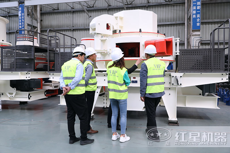 客戶來紅星固定式碎石機參觀 客戶來紅星固定式碎石機參觀