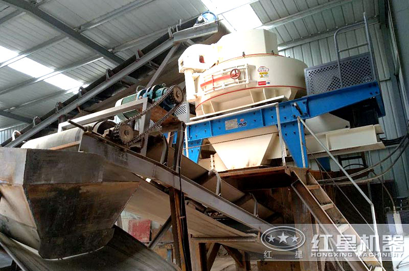 制砂機(jī)配置現(xiàn)場(chǎng) 制砂機(jī)配置現(xiàn)場(chǎng)