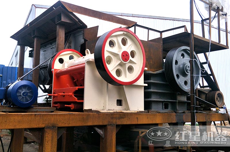 顎式破碎機現場 顎式破碎機現場