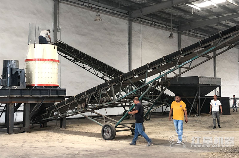 復(fù)合式制砂機設(shè)備應(yīng)用現(xiàn)場
